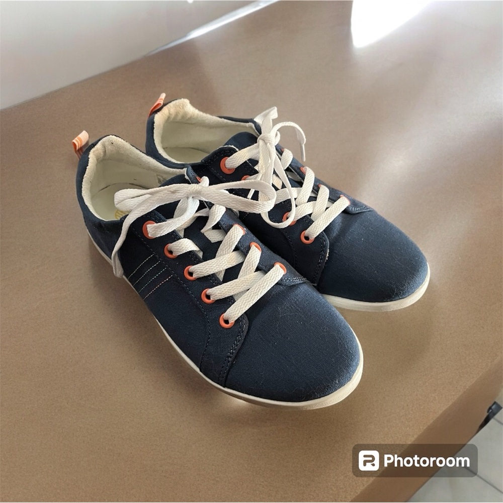 Vionic Beach Blue Stinson Sneaker